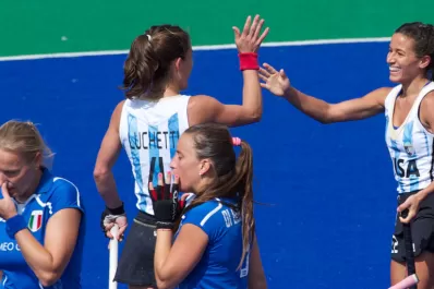 Las Leonas golearon a Italia y son líderes