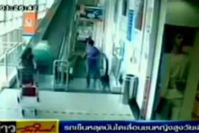 Una mujer murió aplastada por el carrito del supermercado