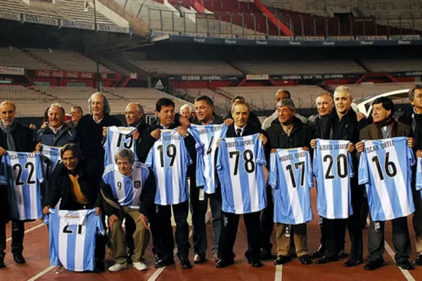Los campeones del Mundial 78 fueron homenajeados