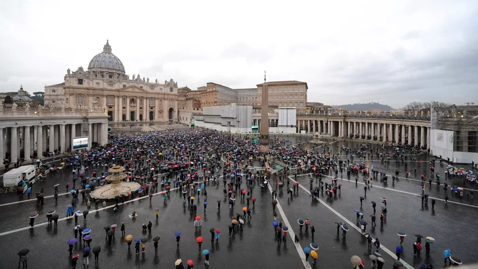 EN PROBLEMAS. Los cuestionamientos al banco del Vaticano son un dolor de cabeza para la Iglesia. REUTERS
