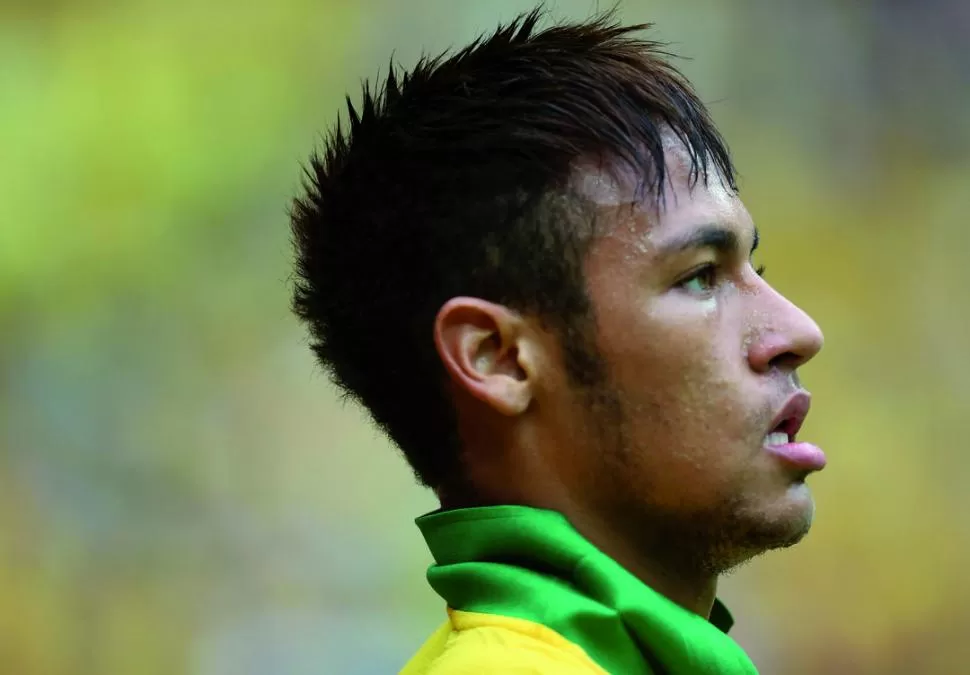 MUCHO POR DELANTE. Neymar (21 años) tendrá en Barcelona su primera experiencia europea. 
