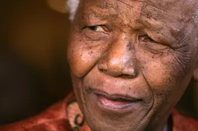 El estado de Mandela es muy crítico, aseguró su hija