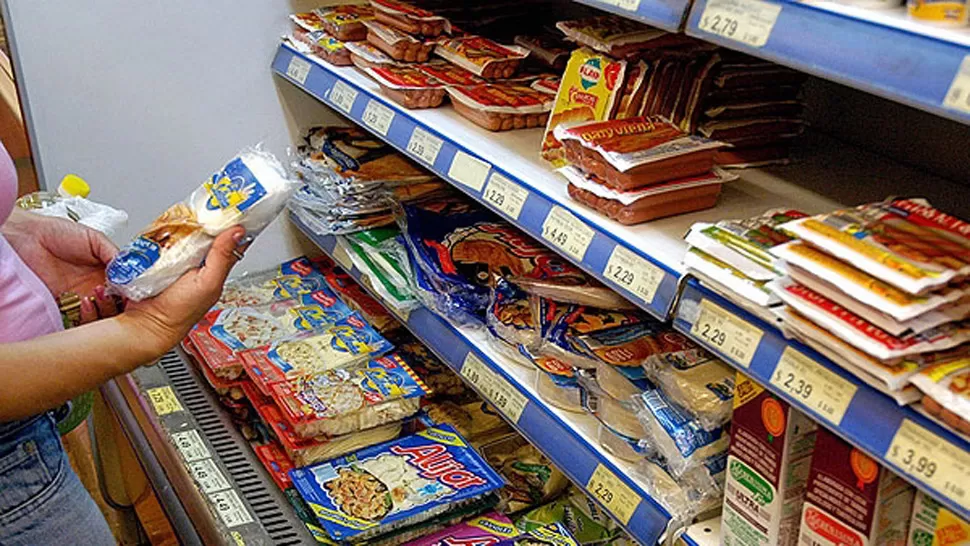 ARGUMENTO. La medición del Indec coincide con el inicio de los controles de precios en los supermercados. LA GACETA