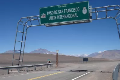 Por el viento blanco, vuelven a cerrar el Paso de San Francisco
