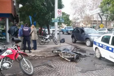 Al verse rodeado por la Policía, un ladrón se disparó en la cabeza