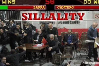 Con afiches, Racing se burla de Independente por los inicidentes en la asamblea