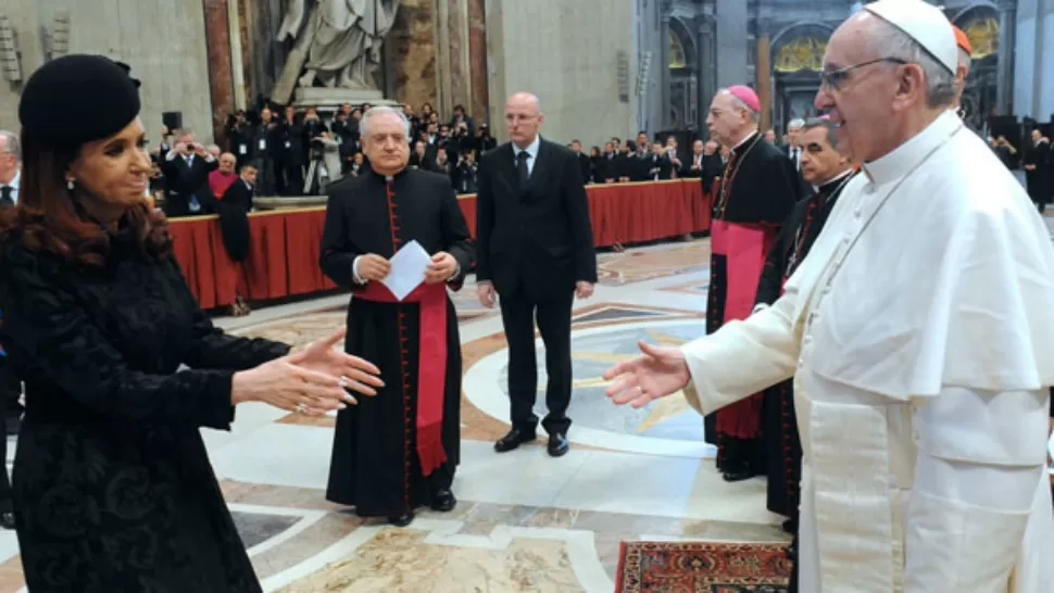 ENCUENTRO. Cristina Fernández y el Papa Francisco, el día de la asunción papal. 