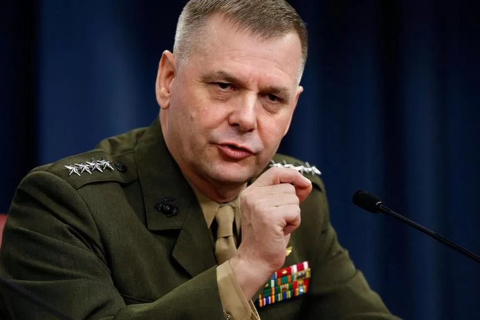 El general Cartwright tuvo el segundo rango militar más alto entre 2007 y 2011, al mando de Bush y de Obama.
 