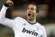 Higuain espera una oferta de Arsenal que conforme a Real Madrid