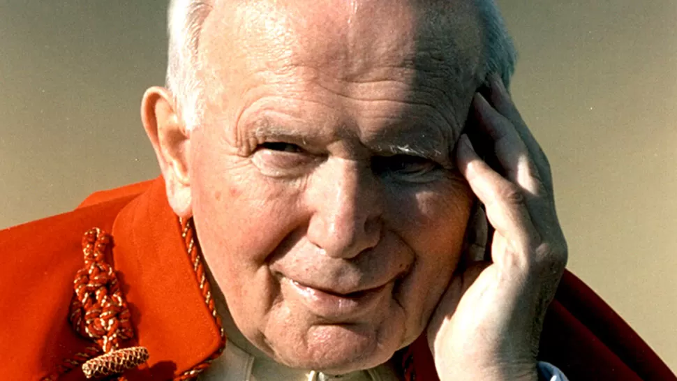 UN SANTO. Juan Pablo II sería canonizado en diciembre. (ARCHIVO)