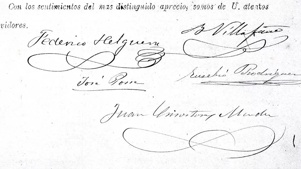 COMISIÓN RECOLECTORA. Firmas de Helguera, Villafañe, Posse, Rodríguez y Méndez, al pie de una de las cartas que requerían donaciones de libros. LA GACETA / ARCHIVO