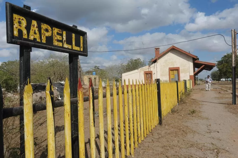 INTACTA. La parada se mantiene. Pero la playa de maniobras va reduciéndose.
