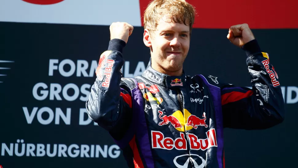FELIZ. El hombre de Red Bull amplió su ventaja al frente del campeonato de pilotos. REUTERS