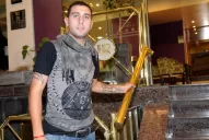 Bianchi llegó para seguir llenando el vacío de la zaga central Decana