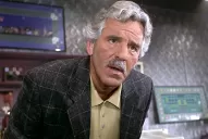 Murió el actor Dennis Farina