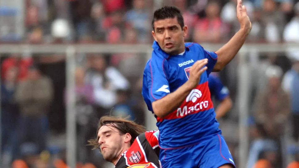 BRILLO. El rosarino jugó cuatro años en Tigre y fue clave en la consolidación del equipo en Primera. ARCHIVO TELAM
