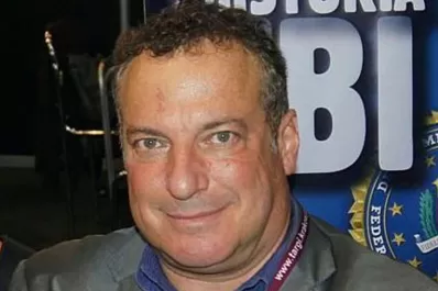 La desmitificadora y excepcional historia del FBI