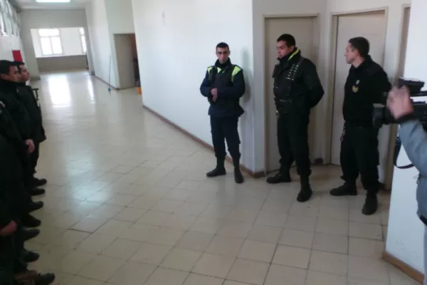 Un fiscal echó de Tribunales a un periodista de LA GACETA