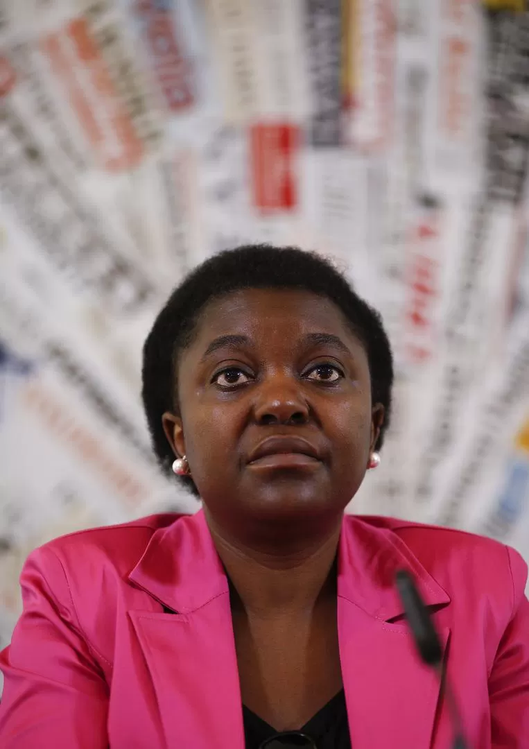 RESPUESTA. Una bofetada a la pobreza, dijo Kyenge sobre el ataque. REUTERS