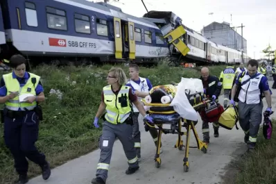 Chocan de frente dos convoyes en Suiza
