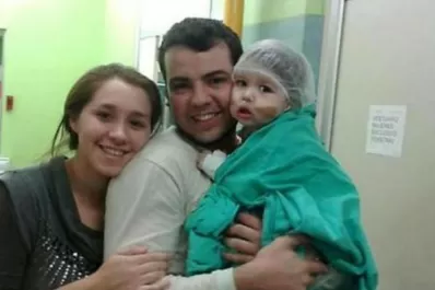 Renzo, en estado crítico: La familia y los médicos esperan un milagro