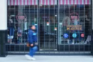 Una banda de seis mujeres robó en el centro