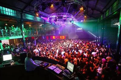 En el boliche premiarán al joven que maneje y no tome