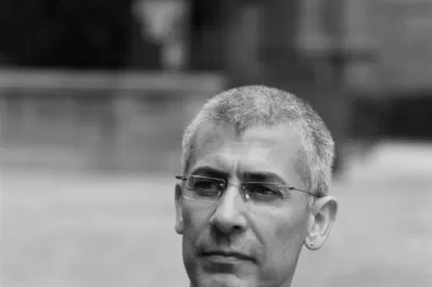 Uno rara vez está, a los 40,  en el sitio en que se imaginaba a los 20