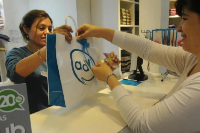 Los clientes aprovechan todos los días el descuento