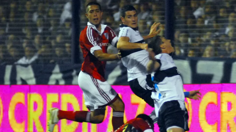 TRIUNFO. Gimnasia, uno de los recién ascendidos, le ganó a River. TÉLAM