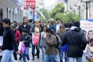 Un ambulante del centro vendió el cartón del premio millonario del Telekino
