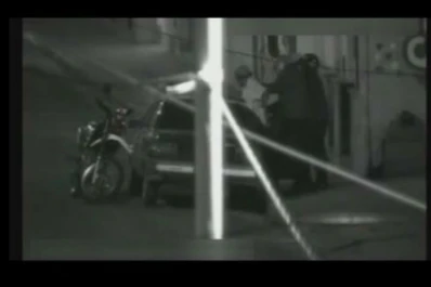 Video: Quiso robar un auto y quedó detenido