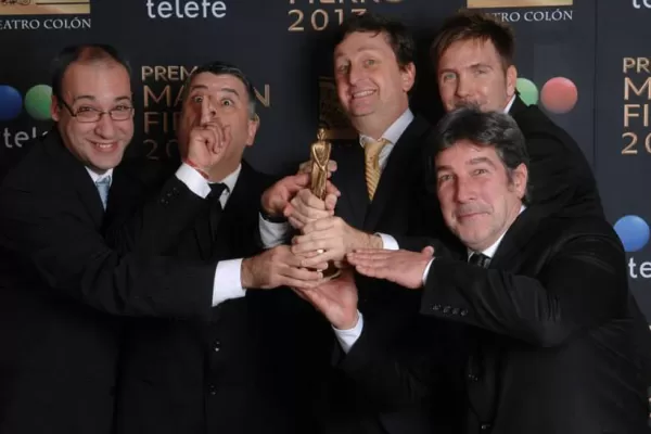 Así festejó el Martín Fierro el elenco de “Peligro Sin Codificar”