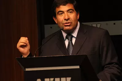 Echegaray: no se puede reemplazar el impuesto a las Ganancias