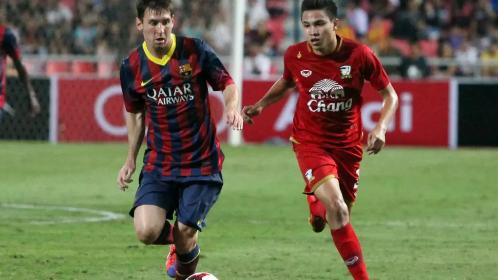 SIEMPRE PRESENTE. Lionel Messi volvió a anotar, por tercera vez consecutiva, en los amistosos que se encuentra jugando Barcelona. REUTERS