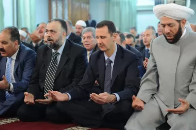 Bashar al Assad sale ileso de un atentado