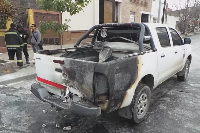 Conmoción por la explosión de un tanque de acetileno sobre una camioneta