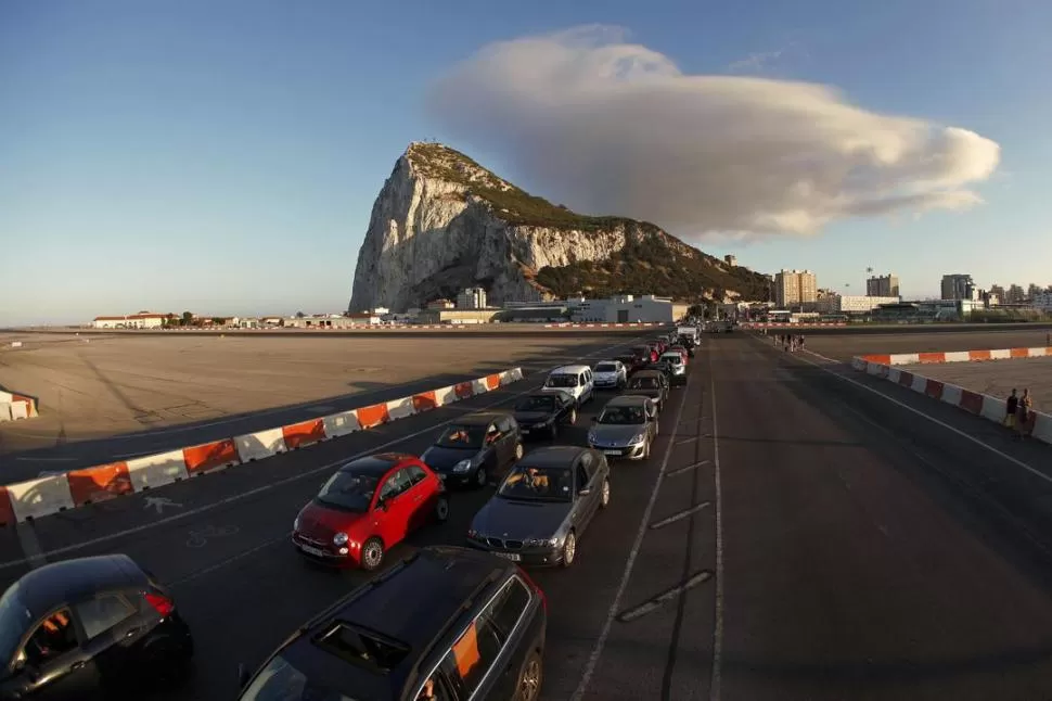 SOMBRAS SOBRE EL PEÑÓN. Gibraltar es uno de los paraísos fiscales que tiene Gran Bretaña en el exterior. REUTERS