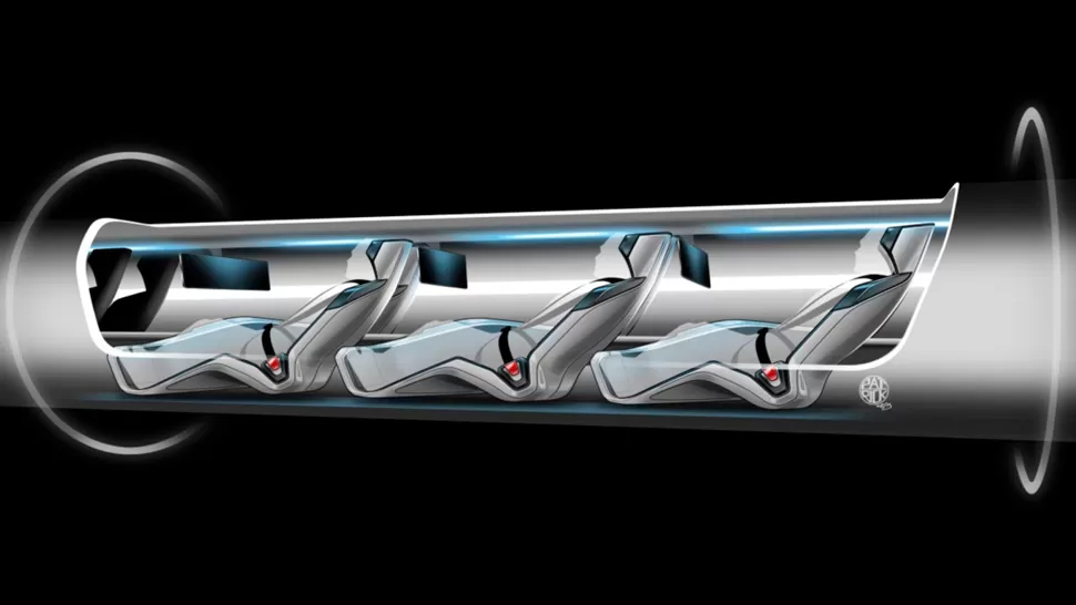 POR UN TUBO. El Hyperloop emplearía energía solar para propulsarse.  REUTERS