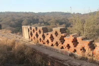 El viaducto El Saladillo es presa del olvido y del abandono