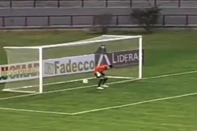 Mirá el gol del Flaco Pereyra, con la ayuda de Campodónico