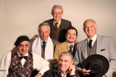 Cinco amigos, un bar y la idiosincrasia argentina