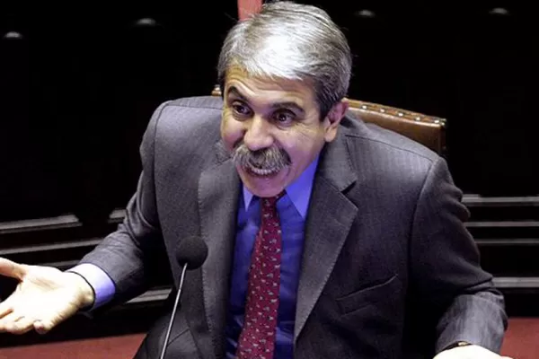 Aníbal Fernández: Me importa un carajo los votos que sacaron los otros