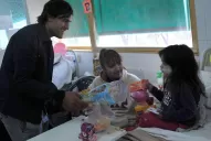 Jugadores de Atlético donaron juguetes