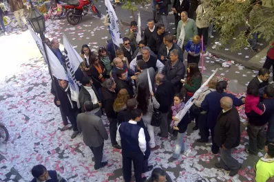 Bancarios denuncian presiones de Cortalezzi