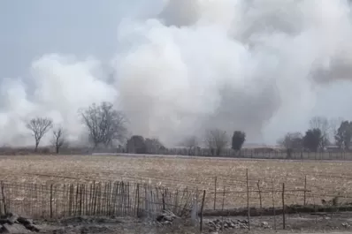 La lluvia negra tiñó a los tucumanos