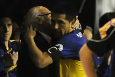 Riquelme: Bianchi es el más grande de todos, debemos disfrutarlo