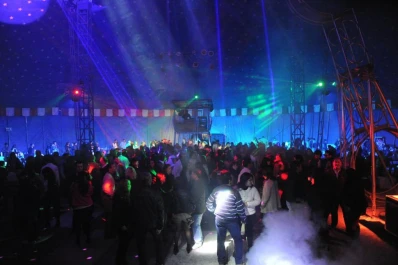 Fiesta en el circo: un doble viaje en el tiempo