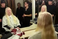 Un hombre albino le provee pelo a Susana Giménez