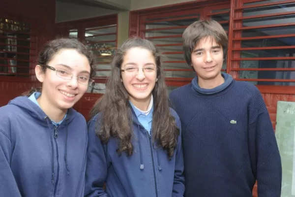 Cuatro adolescentes competirán en la olimpíadas nacionales de ciencias